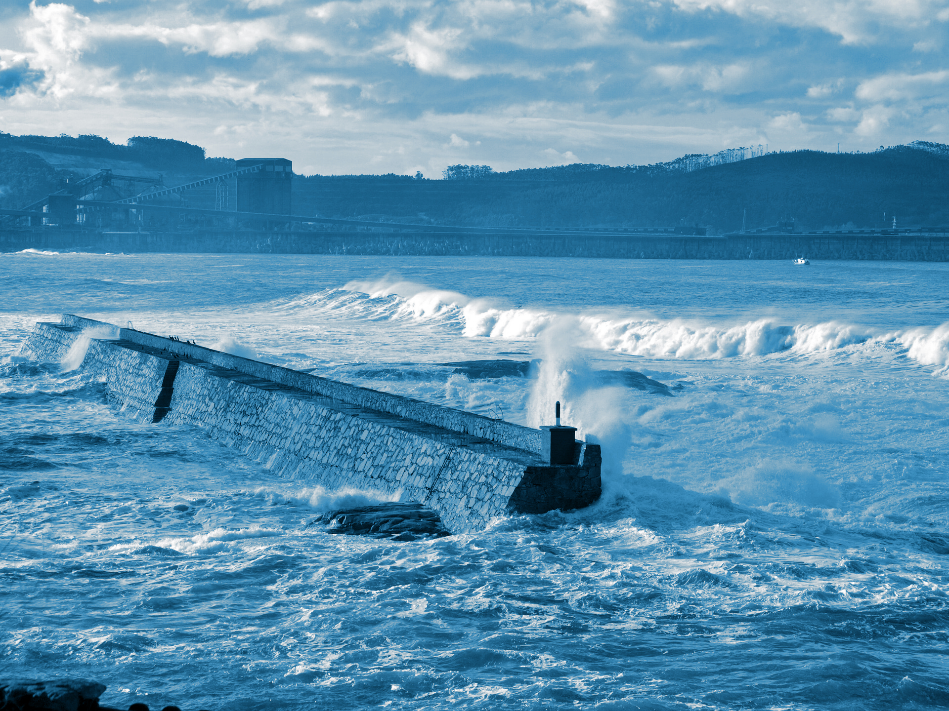Metocean Port Layout optimization, operability and design conditions ...